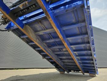 CONTAINER + HIAB 166 CRANE / KRAN